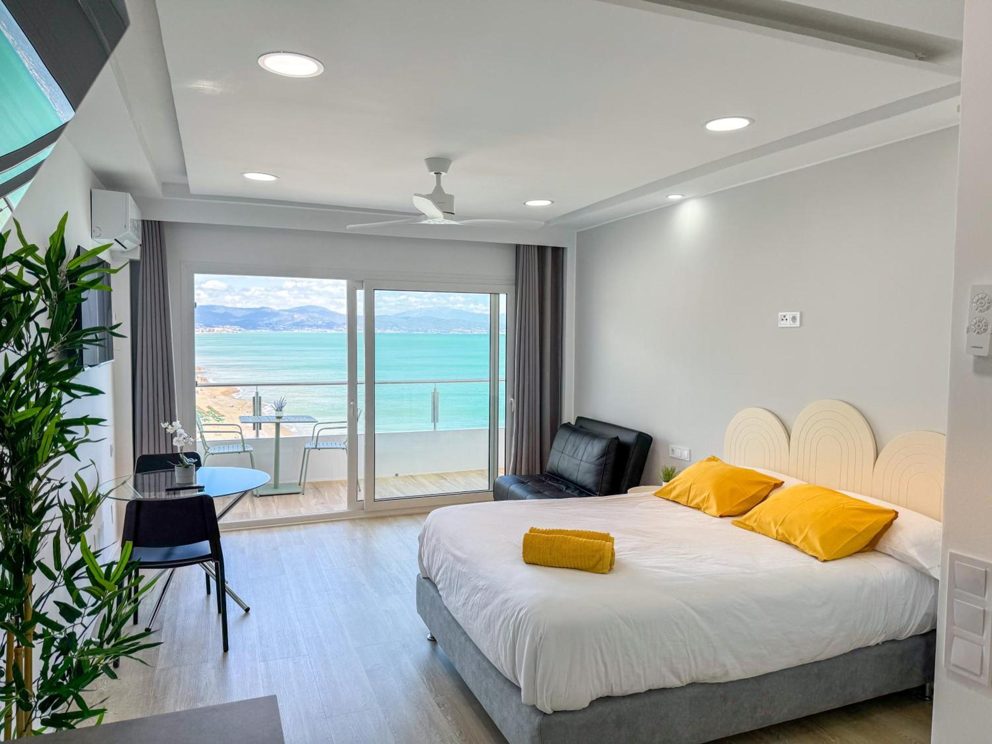 Spectacular Sea Views Torremolinos Apartment Exterior foto